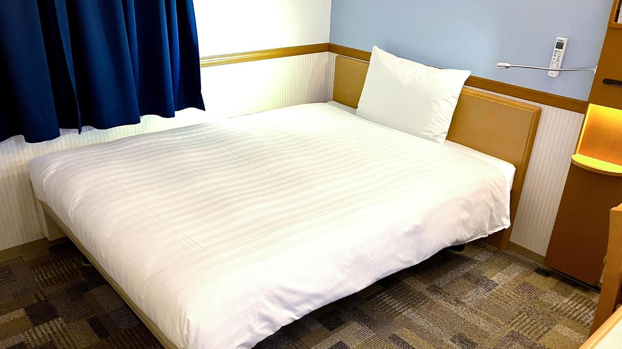 Toyoko Inn Hokkaido Sapporo-Eki Minami-Guchi Rum bild