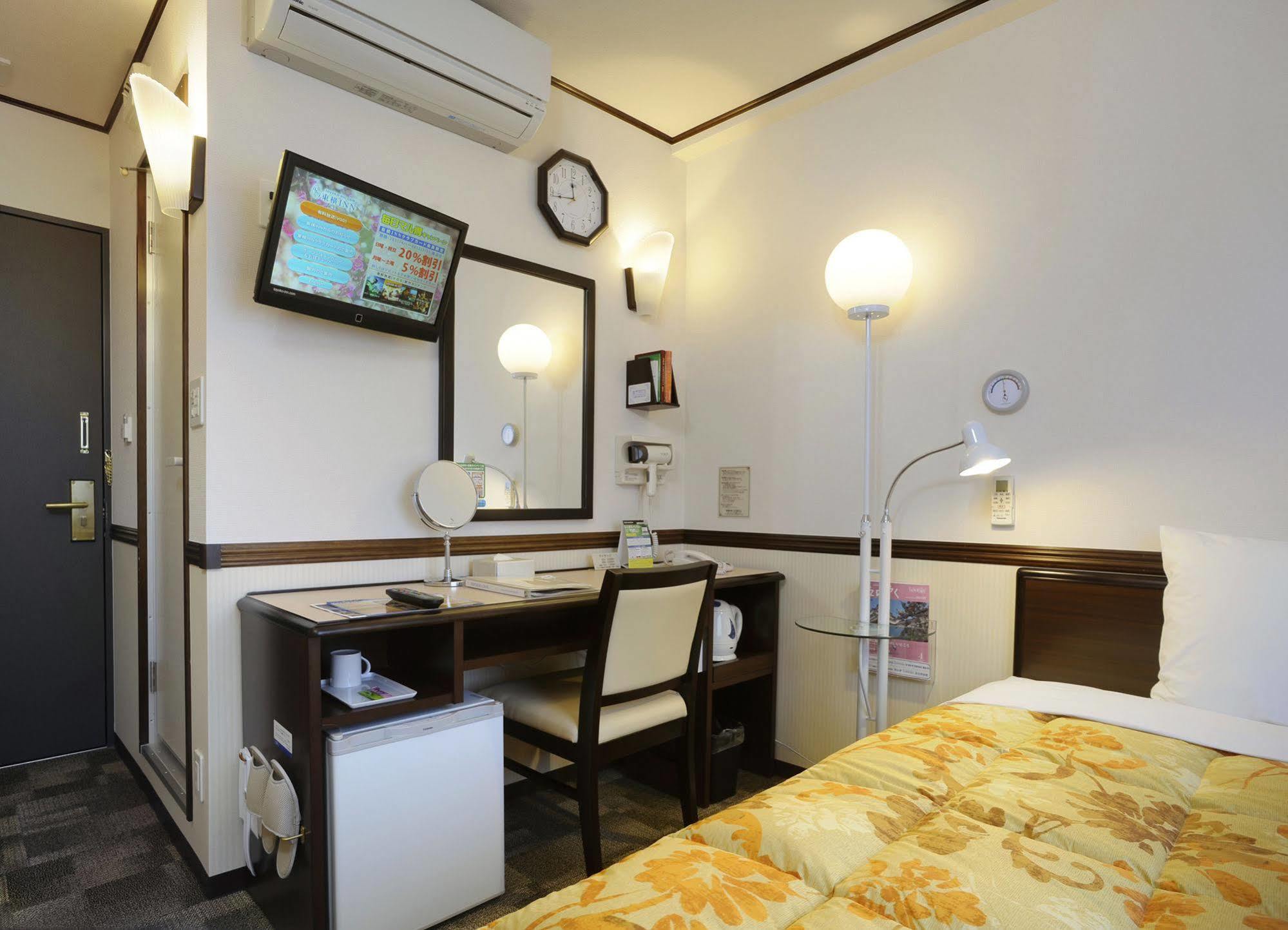 Toyoko Inn Hokkaido Sapporo-Eki Minami-Guchi Exteriör bild