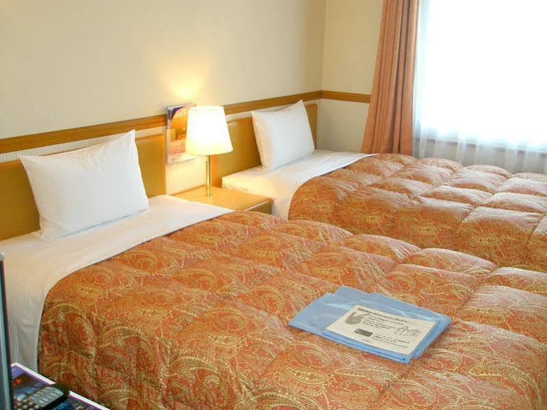 Toyoko Inn Hokkaido Sapporo-Eki Minami-Guchi Exteriör bild